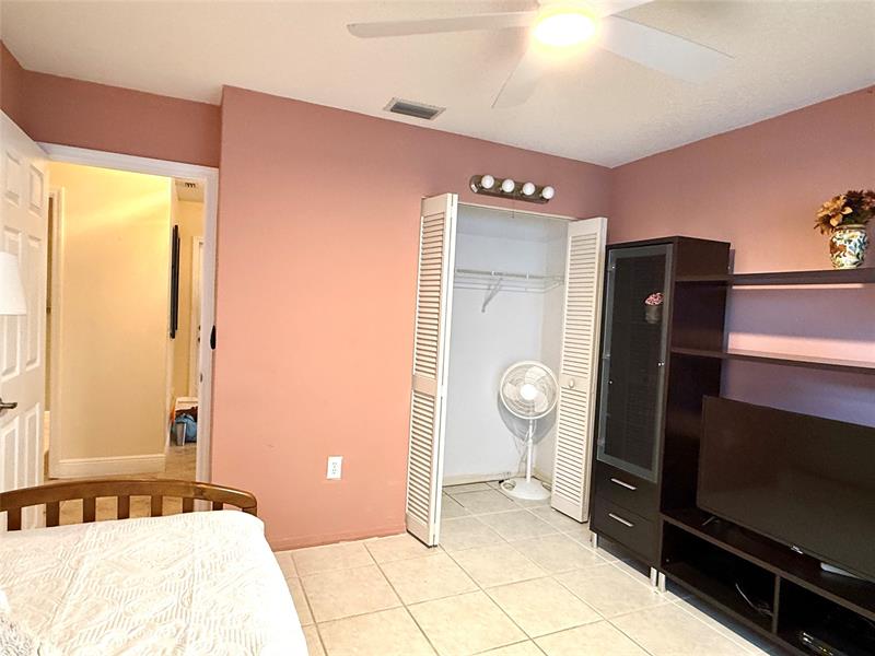 Image 34 of 44 For 13549 5th Ct