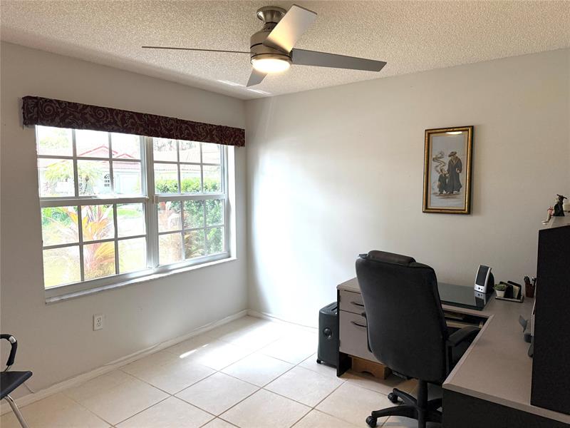 Image 38 of 44 For 13549 5th Ct