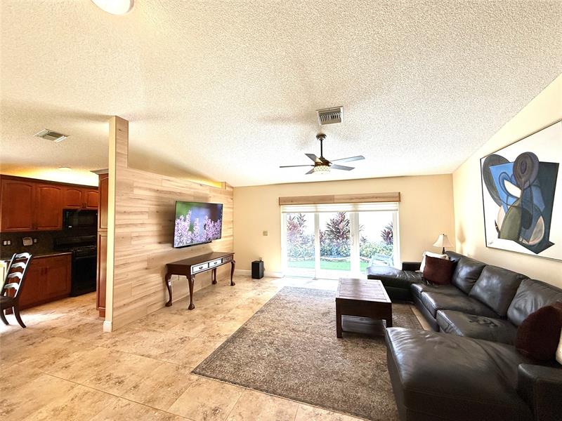 Image 8 of 44 For 13549 5th Ct