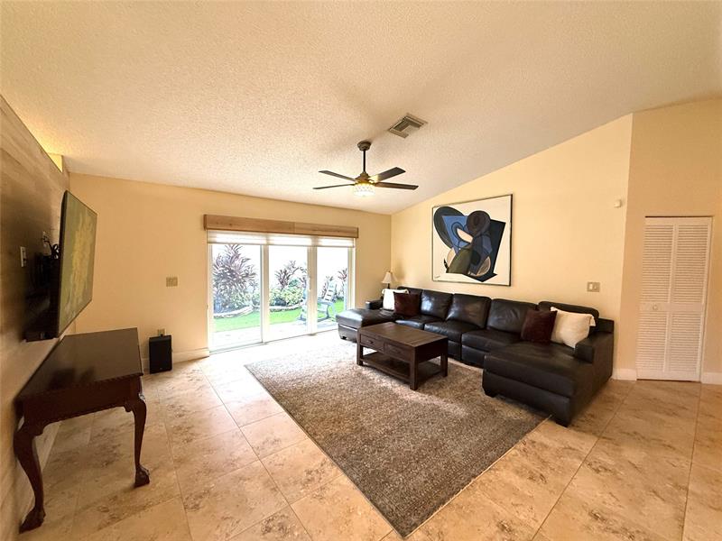 Image 9 of 44 For 13549 5th Ct