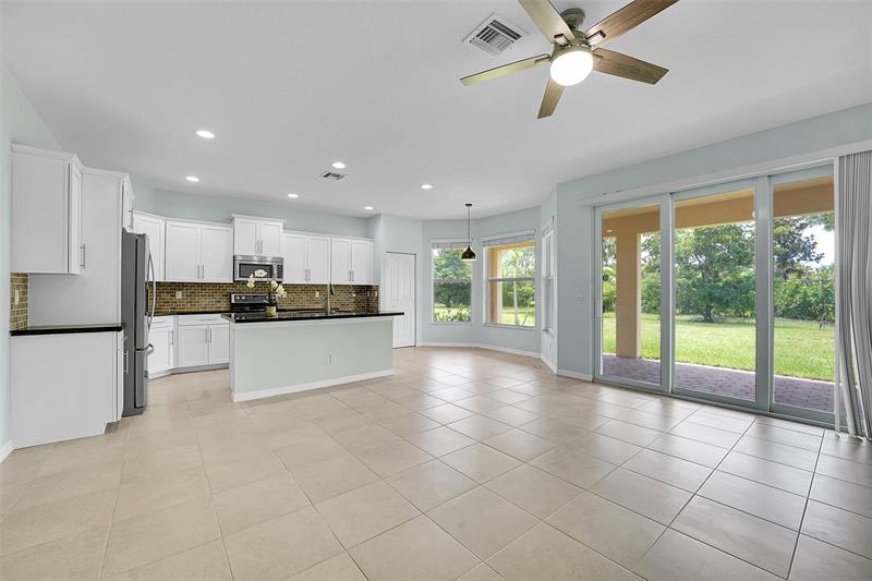 Image 15 of 43 For 7162 Prudencia Dr