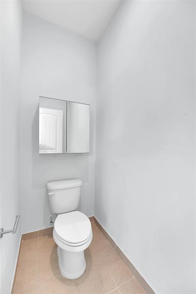 Image 26 of 43 For 7162 Prudencia Dr