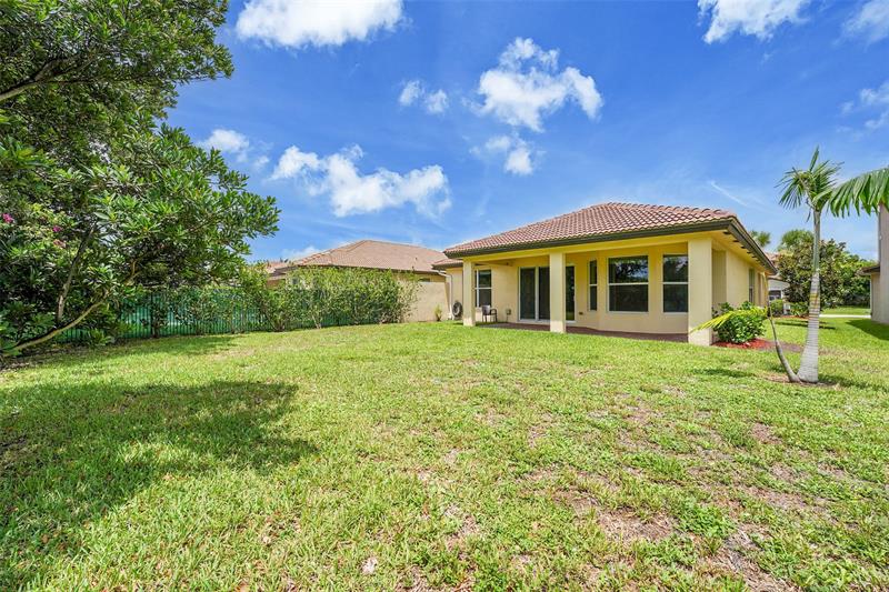 Image 40 of 43 For 7162 Prudencia Dr