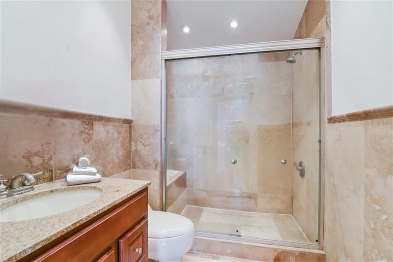 Image 10 of 10 For 21190 Mainsail Cir  A11