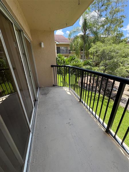 Image 26 of 40 For 9033 Wiles Rd  202