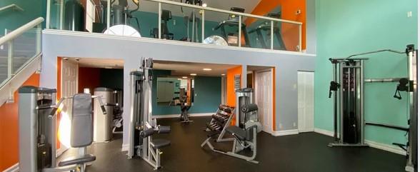 Image 32 of 40 For 9033 Wiles Rd  202