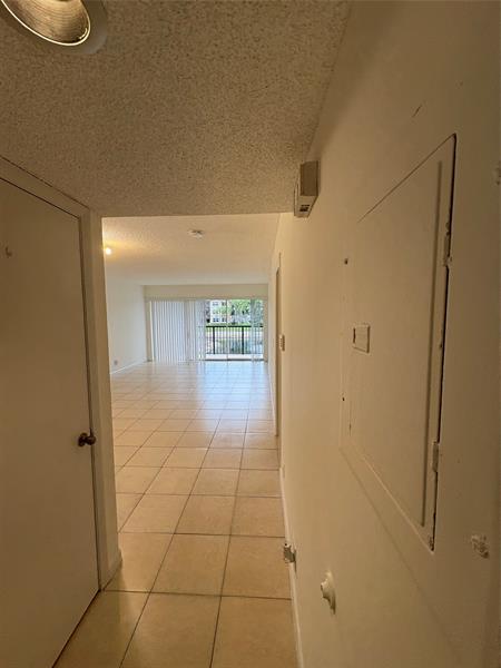 Image 6 of 40 For 9033 Wiles Rd  202