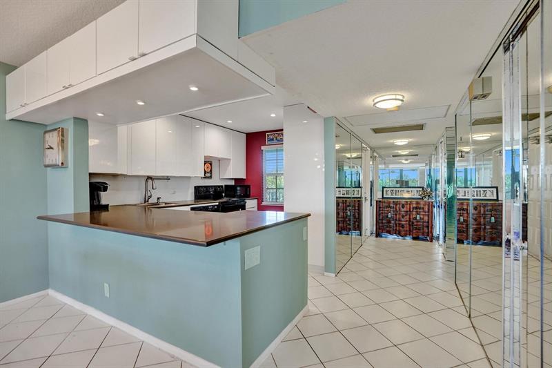 Image 13 of 61 For 806 Cypress Grove Ln  412