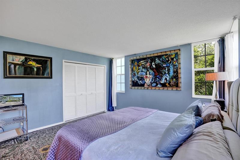 Image 17 of 61 For 806 Cypress Grove Ln  412