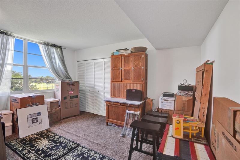 Image 33 of 61 For 806 Cypress Grove Ln  412