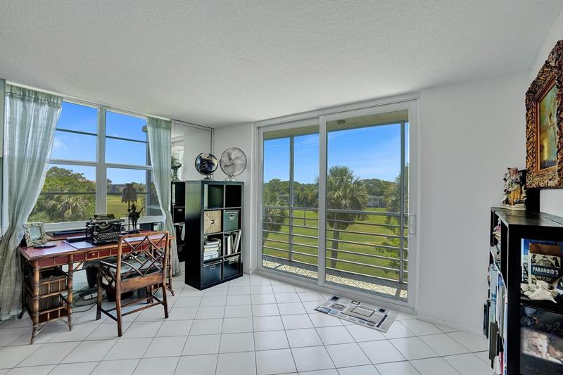 Image 40 of 61 For 806 Cypress Grove Ln  412