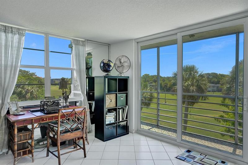 Image 41 of 61 For 806 Cypress Grove Ln  412