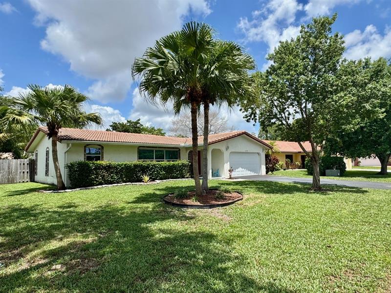 Details for 4230 113th Ave, Coral Springs, FL 33065