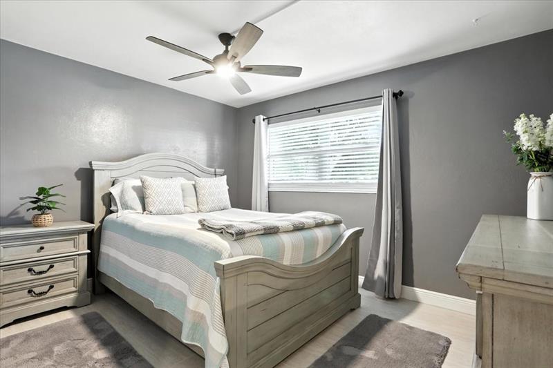 Image 12 of 57 For 15835 Osceola