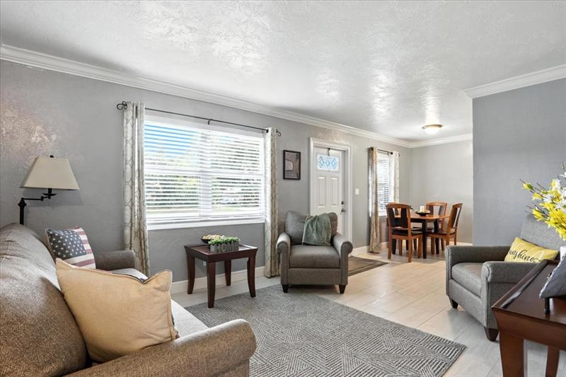 Image 5 of 57 For 15835 Osceola