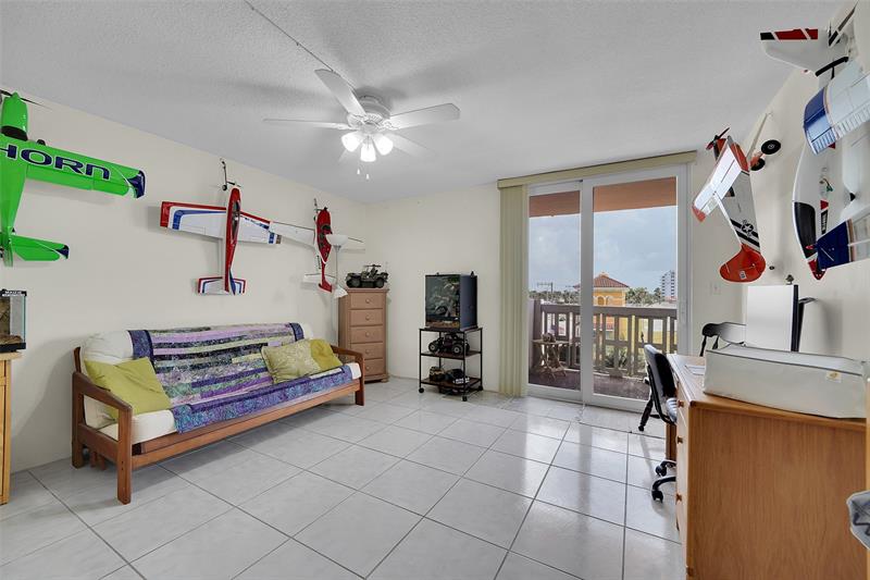 Image 20 of 38 For 801 Ocean Dr  502