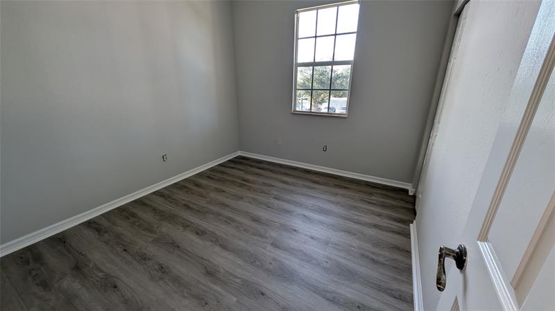 Image 15 of 29 For 5855 Hampton Hills Blvd  5855