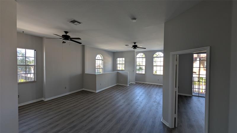 Image 4 of 29 For 5855 Hampton Hills Blvd  5855