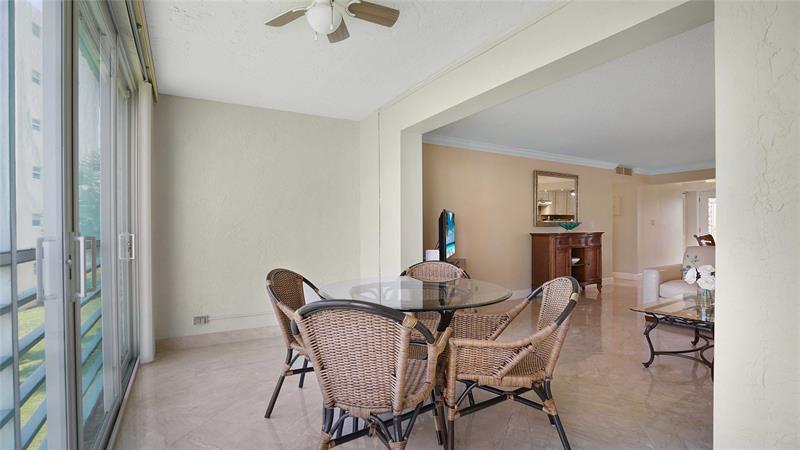 Image 36 of 52 For 131 3rd Av  208
