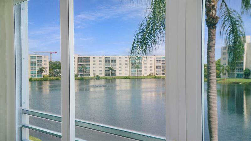 Image 43 of 52 For 131 3rd Av  208
