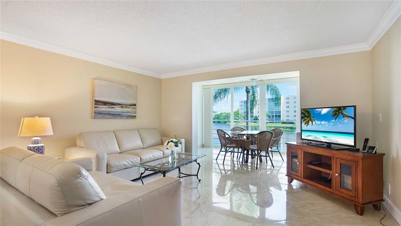 Image 7 of 52 For 131 3rd Av  208