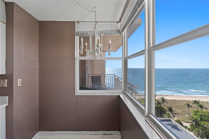 Image 12 of 53 For 5200 Ocean Blvd  1207b