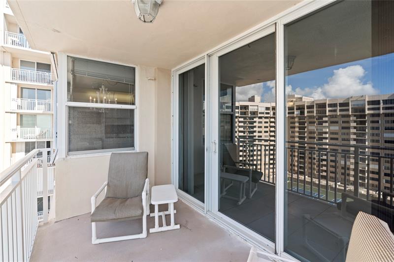 Image 28 of 53 For 5200 Ocean Blvd  1207b