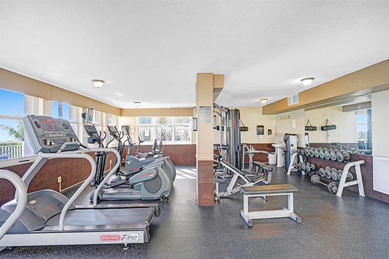 Image 33 of 53 For 5200 Ocean Blvd  1207b