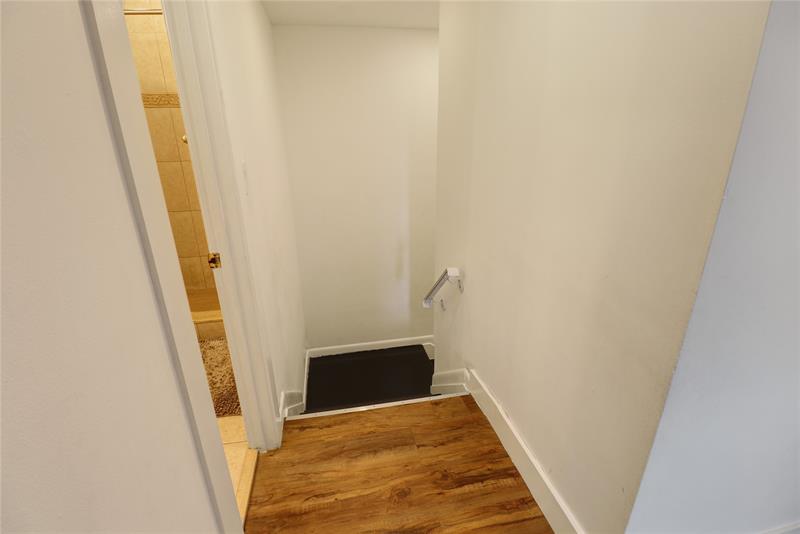 Image 33 of 44 For 9390 61st Way  D