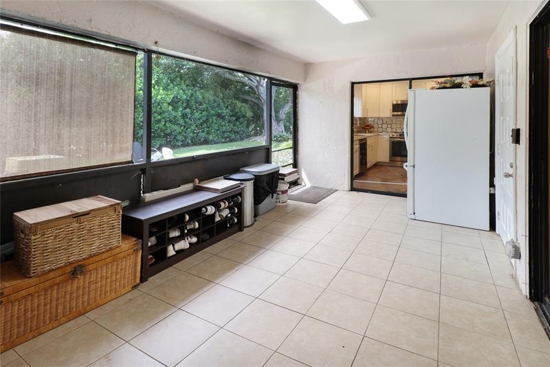 Image 35 of 44 For 9390 61st Way  D