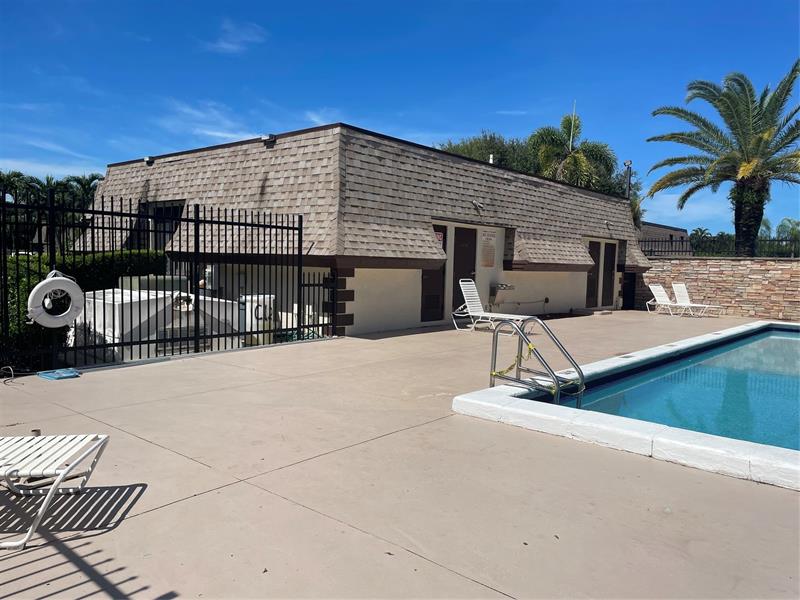 Image 38 of 44 For 9390 61st Way  D