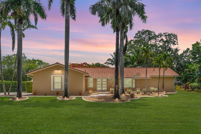 Details for 4910 166th Ave, Southwest Ranches, FL 33331