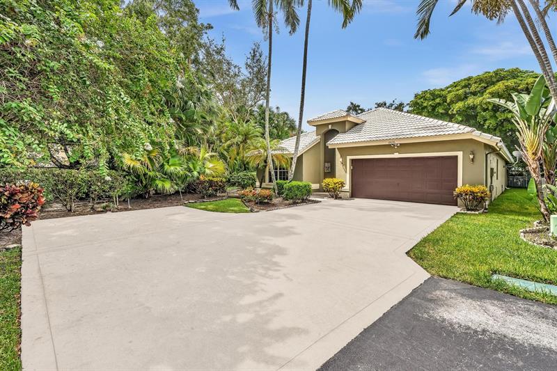 Details for 10076 Aqua Vista Way, Boca Raton, FL 33428