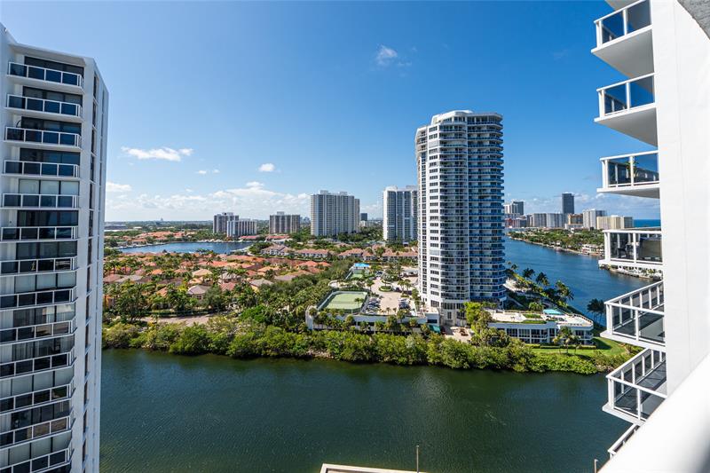 Image 27 of 28 For 20515 Country Club Dr  1848