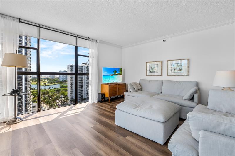 Image 3 of 28 For 20515 Country Club Dr  1848