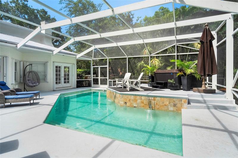 Image 56 of 66 For 33 Rio Vista Dr