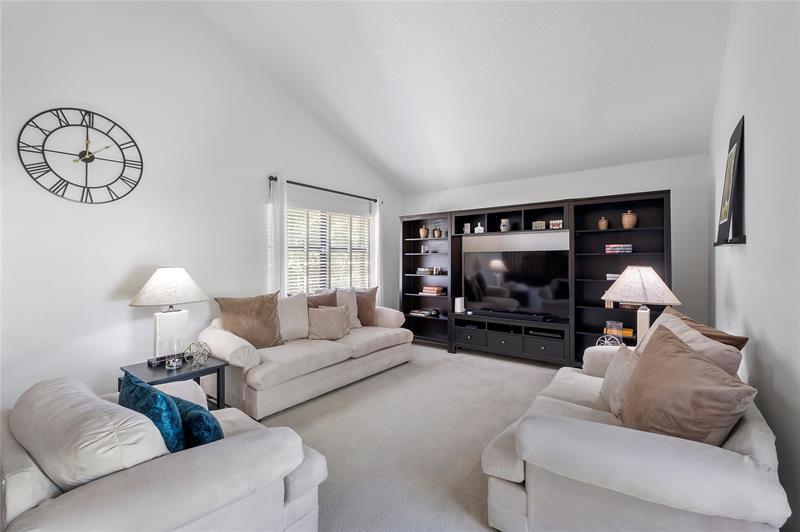 Image 10 of 64 For 2920 Aviary Dr