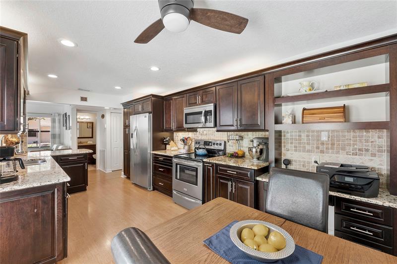 Image 14 of 64 For 2920 Aviary Dr