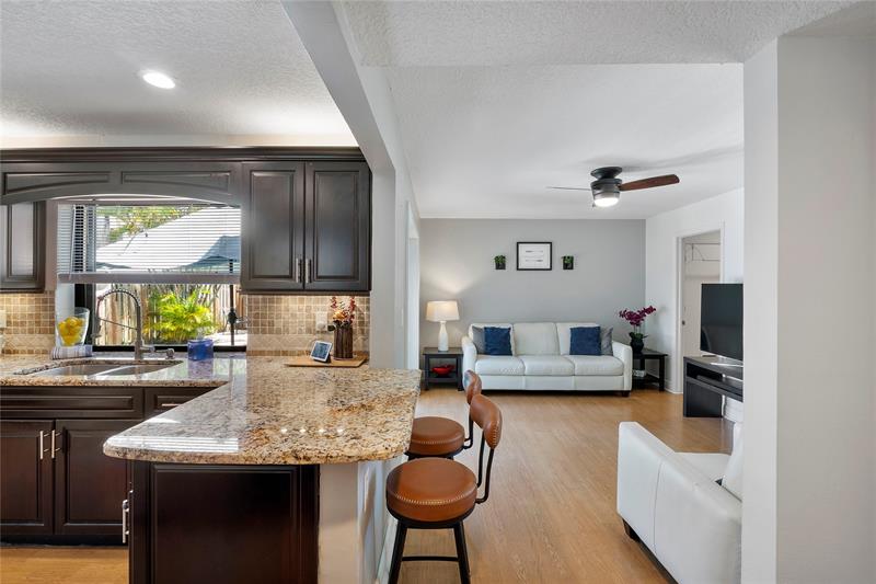 Image 18 of 64 For 2920 Aviary Dr
