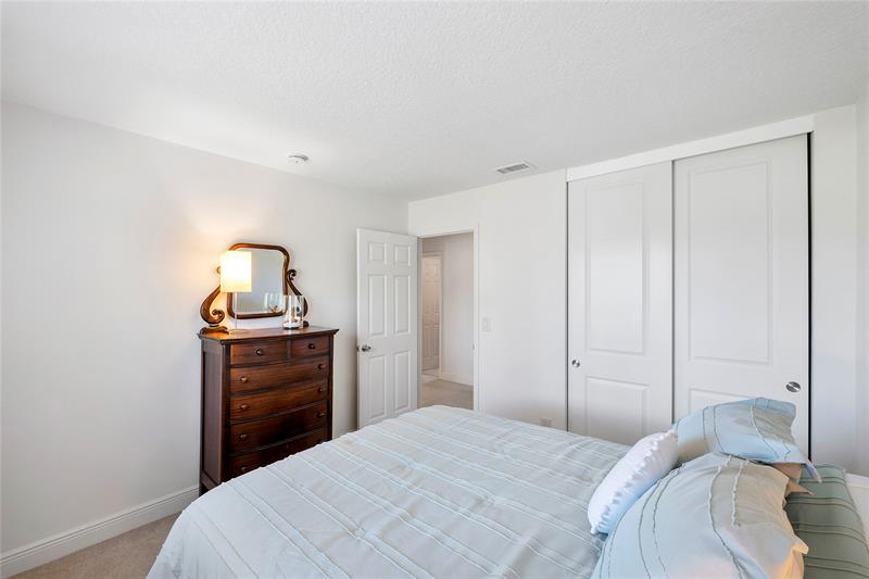 Image 32 of 64 For 2920 Aviary Dr