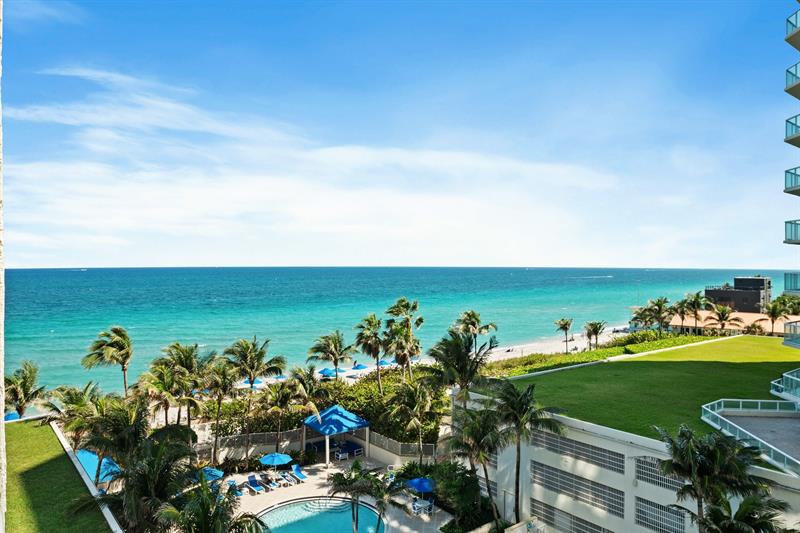 Image 21 of 25 For 6051 Ocean Dr  601