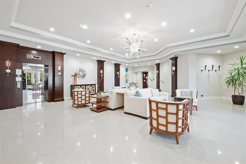 Image 3 of 25 For 6051 Ocean Dr  601