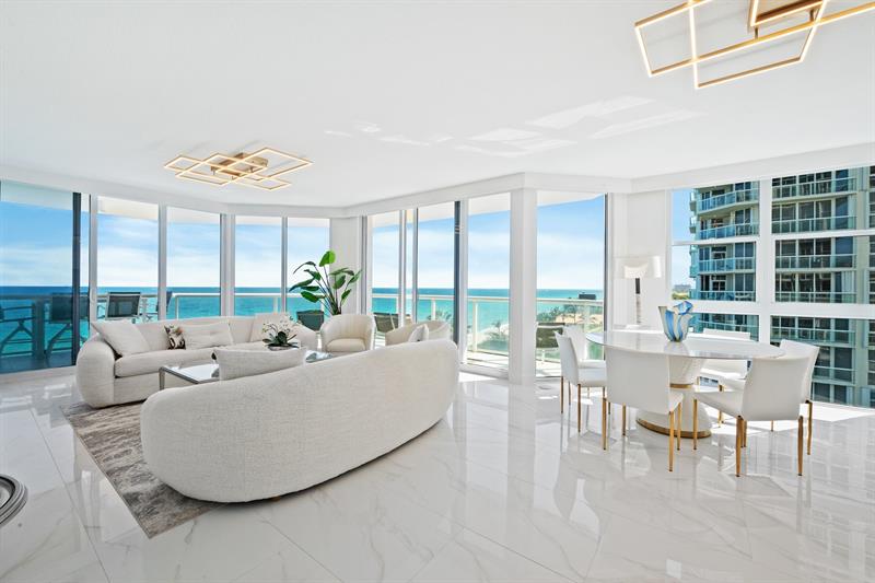 Image 4 of 25 For 6051 Ocean Dr  601