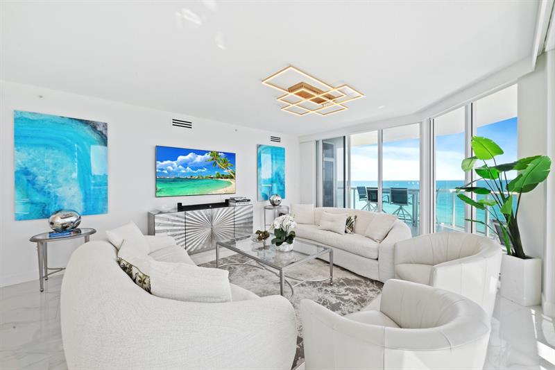Image 5 of 25 For 6051 Ocean Dr  601