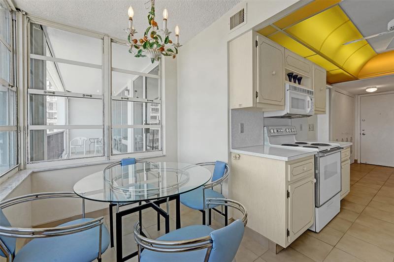 Image 15 of 70 For 4280 Galt Ocean Dr  20l