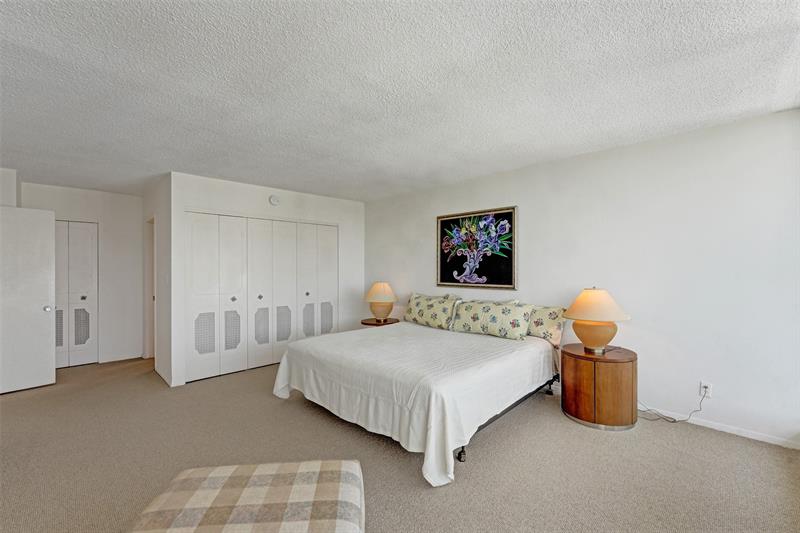 Image 28 of 70 For 4280 Galt Ocean Dr  20l