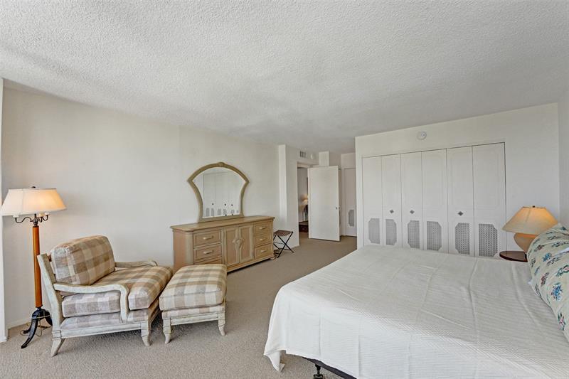 Image 29 of 70 For 4280 Galt Ocean Dr  20l