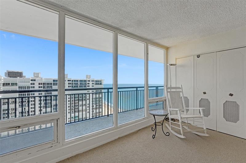 Image 36 of 70 For 4280 Galt Ocean Dr  20l