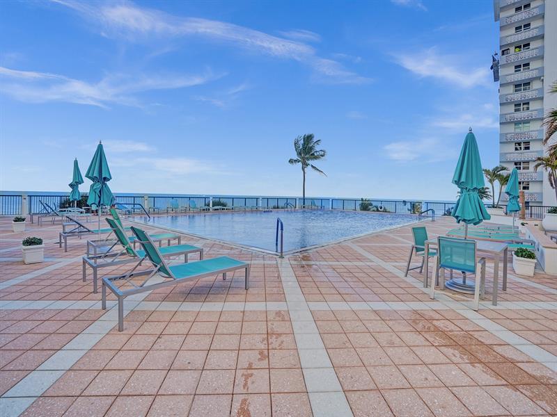 Image 47 of 70 For 4280 Galt Ocean Dr  20l