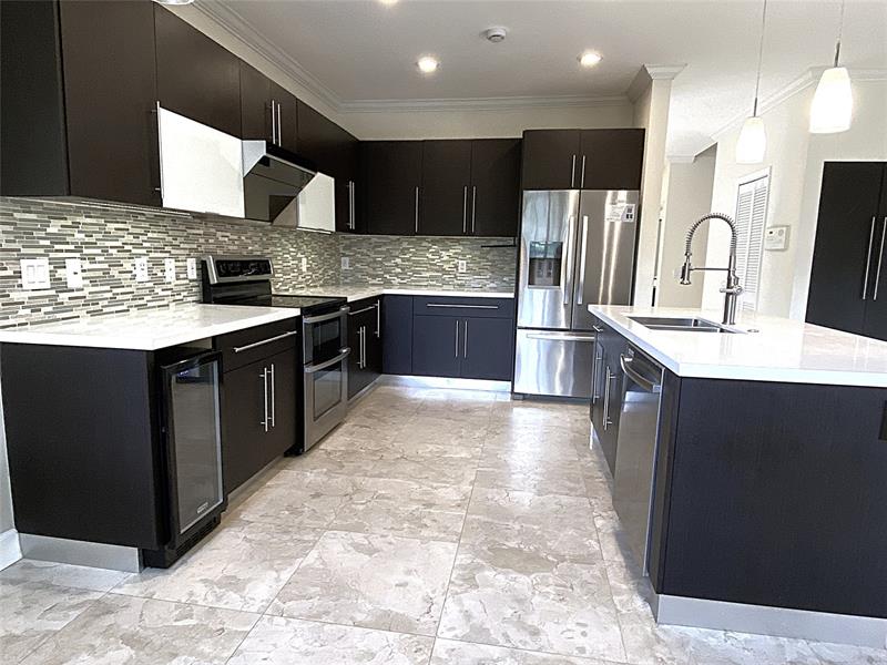 Image 6 of 68 For 4375 Foxtail Ln